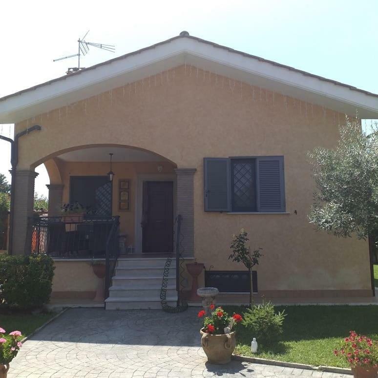 Il Bacio E La Nocciola Bed and Breakfast Labico Εξωτερικό φωτογραφία